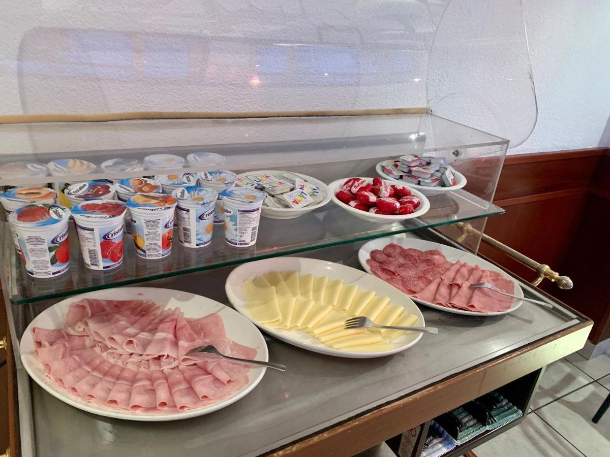 Hotel Gamper 벨린초나 외부 사진